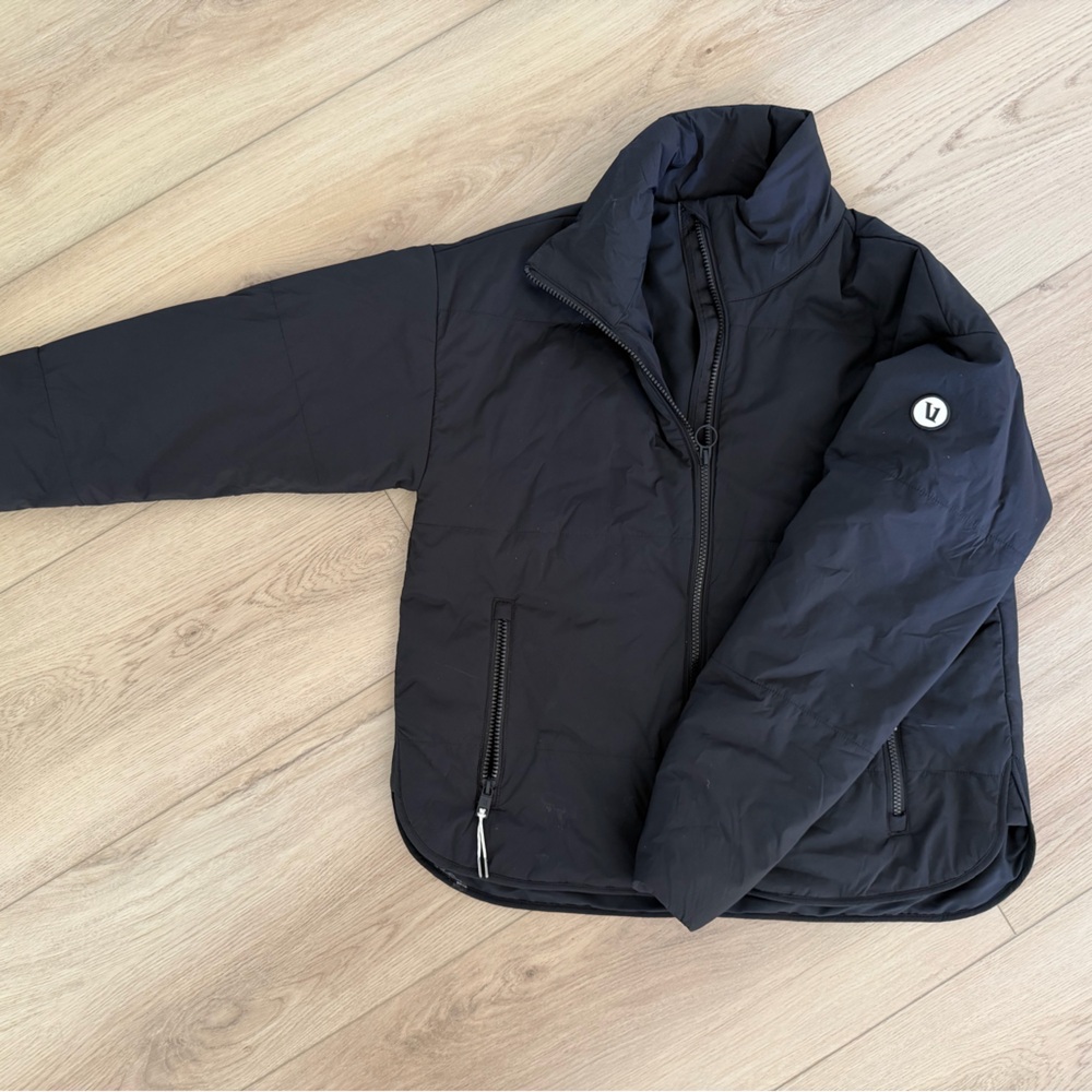 Vuori Jacket